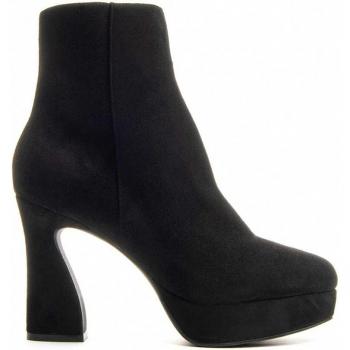 Botines de Mujer Montevita Botint8 en Color Negro Talla 40