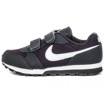 Nike MD Runner 2 Zapatillas de Running Autoadherentes para Niños, Color Gris Aceite/Blanco/Negro, Talla EU 29.5
