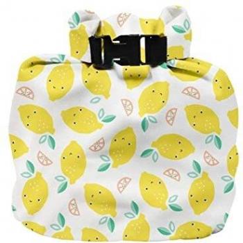 Bolsa Impermeable Reutilizable Bambino Mio - Diseño Frutas Divertidas, Ideal para Pañales y Viajes
