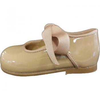 Zapatos de Niña CRIOS 43-14 MERCEDES CON LAZO Charol Camel y Marrón