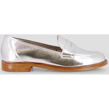 Mocasines de mujer plateados en piel con acabado metalizado glamuroso