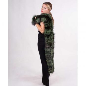 Chal de fiesta elegante de pelo natural en verde esmeralda