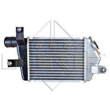 Intercooler NRF 30366 - Compartimentos de Motor, tipo de producto: intercooler, características: diseño optimizado para un mejor flujo de aire, fabricado con materiales de alta calidad para mayor durabilidad, compatible con múltiples modelos de