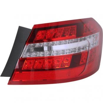 Luz trasera ULO 1059004 - Piloto trasero, diseño específico para vehículos, fácil instalación, alta visibilidad, durabilidad garantizada, cumple con normativas de seguridad
