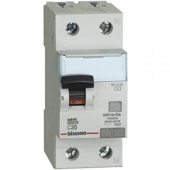 Interruptor diferencial termomagnético Bticino 1P+N 20A 300mA AC tipo C 6kA 2 módulos GN8814AC20