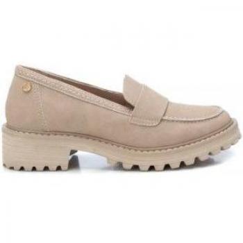 Mocasines para Mujer Xti 142023 en Color Beige