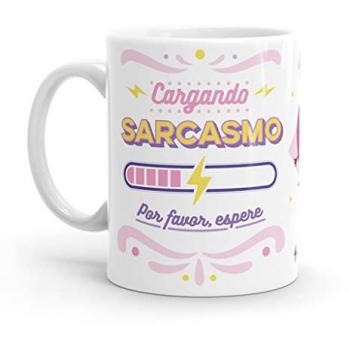Taza Resistente al Microondas y Lavavajillas Cargando Sarcasmo - Taza Original con Insulto