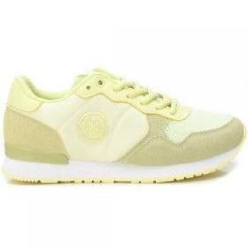 Zapatilla Mujer Xti Amarillo 141025 con Cordón Antideslizante
