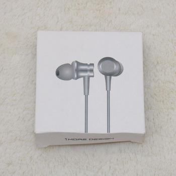 Auriculares Intrauditivos Estéreo Xiaomi 3.5mm con Control por Cable para Smartphones CC9, A3, Samsung y Huawei