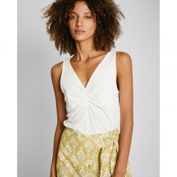 Top de mujer fruncido de tirantes con detalle en el cuello