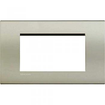 Placa embellecedora 4 módulos Livinglight BTicino LNA4804BI Blanca