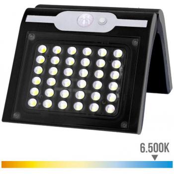 Aplique solar 2W con sensor de movimiento y luz blanca fría