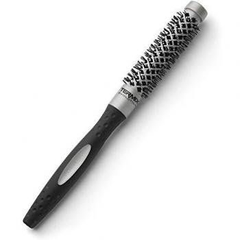 Termix Evolution Basic Ø17-Cepillo térmico redondo con fibra ionizada de alto rendimiento, especial para cabellos de grosor medio. Disponible en 8 diámetros y en formato Pack.