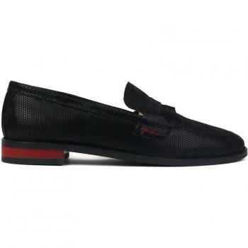 Mocasines de mujer de piel en negro con detalle brillante