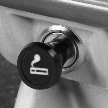 Encendedor de cigarillos CARPOINT 0523204 - Isqueiro multifuncional y compacto