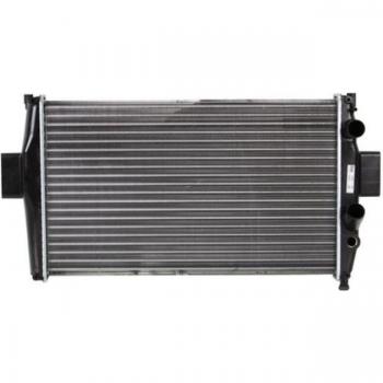 Radiador de refrigeración del motor Nissens 63328