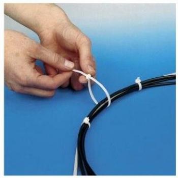 Fascetta para cables HellermannTyton 116-01815 Verde 100 mm 2,5 mm Pack de 100 unidades