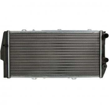Radiador de refrigeración del motor NISSENS 604781, tipo: radiador, características: diseñado para la refrigeración eficiente del motor, fabricado por Nissens, número de parte 604781