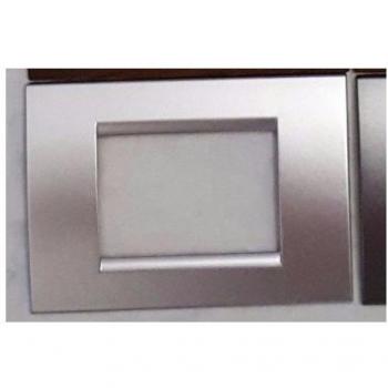 Placas de ABS para Serie Matix Bticino Compatibles 3, 4 y 6 Módulos Color Cromo - 4 Foros