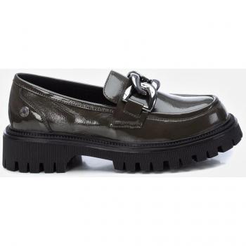 Mocasines Refresh 171396 para Mujer con Cierre de Cordón en Color Kaki/Negro