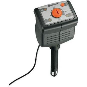 GARDENA Soil Moisture Sensor: The moisture meter takes soil moisture into account during watering; degree of moistness can be set with a rotary knob; water-saving and ecological
