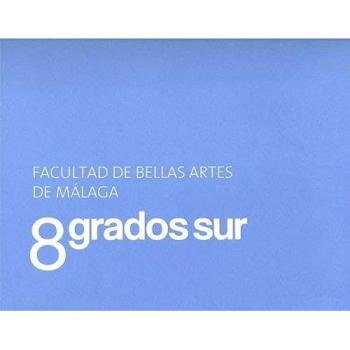 8 Grados Sur: 30