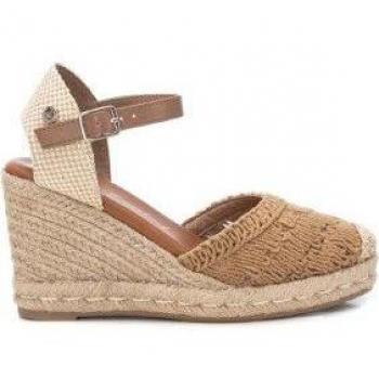 Sandalias de mujer Xti 142335 hielo con hebilla