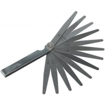 Calibrador de ranuras y galga de espesores SEALEY SEA S0517, herramienta de medición con rango de 0.05 mm a 1.0 mm, fabricada en acero inoxidable, diseño compacto y portátil,