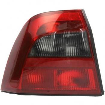 Luz trasera TYC 11-0326-01-2 Izquierda - Piloto trasero, compatible con vehículos específicos, diseño original de equipo (OE), fácil instalación, alta visibilidad y durabilidad