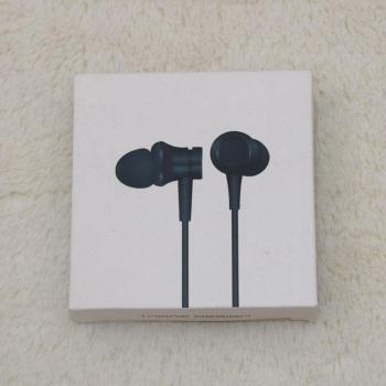 Auriculares Intrauditivos Estéreo Xiaomi 3.5mm con Control por Cable para Smartphones