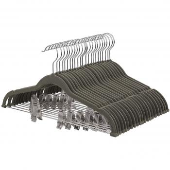 SONGMICS Set de 30 Perchas aterciopeladas con Pinzas Gancho Giratorio a 360º para Adultos Ideal para Trajes Abrigos Faldas Pantalones Tirantes 42,5 x 0,5 x 23,5 cm, Gris CRF12V-30