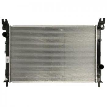 Radiador DENSO DRM06001, refrigeración del motor, fabricado por Denso