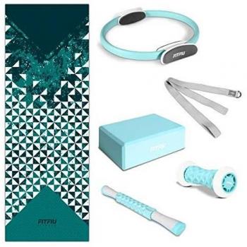 FITFIU Fitness KITWELL-601 - Pack de 6 accesorios Yoga y Pilates color Azul que incluye esterilla, aro, bloque, masajeador de pie, barra de masaje y correa de yoga, Diseño único geométrico