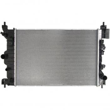 Radiador NISSENS 61697 para refrigeración del motor, compatible con vehículos, fabricado en materiales de alta calidad, diseño optimizado para un mejor flujo de aire y eficiencia térmica