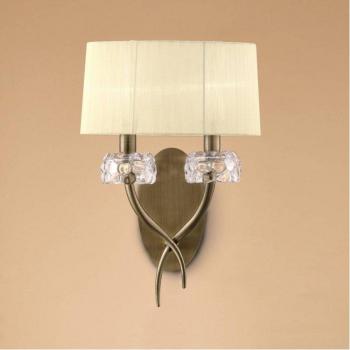 Aplique de pared Loewe con interruptor, 2 luces E14, latón envejecido y pantalla crema
