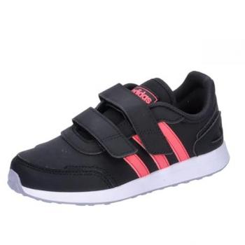 Zapatillas adidas VS Switch 3.0 infantil negro, características: diseño deportivo, color negro con detalles en rojo y gris, suela de goma para mayor tracción, cierre de cordones, material sintético y textil para comodidad y