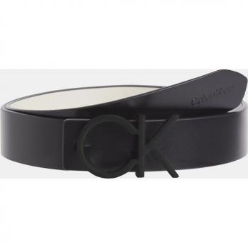 Cinturón reversible de piel Calvin Klein en blanco y negro