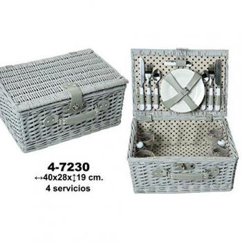 Supernova Decoracion_Cesta picnic mimbre color gris.Forrado con tela lunares. Cesta para 4 servicio. Medidas 40X28X19CM