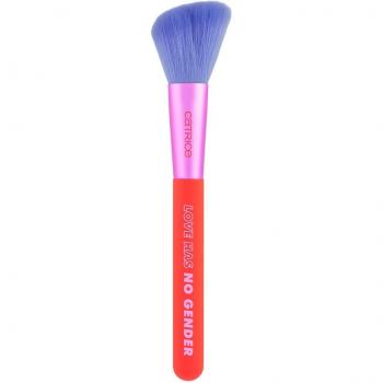 Brocha para Colorete Who I Am - Catrice, Amor Sin Género