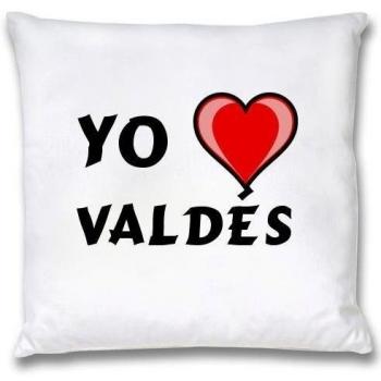 Ropa de almohada blanca con Amo Valdés