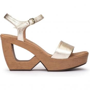 Sandalias de piel metalizada en color platino modelo EDNA