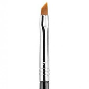 Sigma Beauty E06 Winged Liner Brush