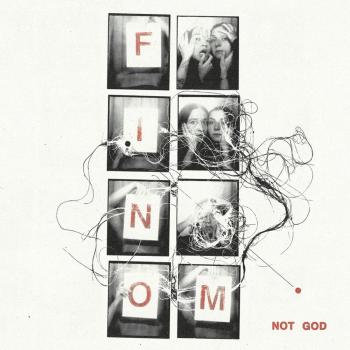 Not God - CD de música con estilo alternativo, incluye 10 pistas, duración total de 45 minutos, producción independiente, carátula ilustrada y libreto con letras