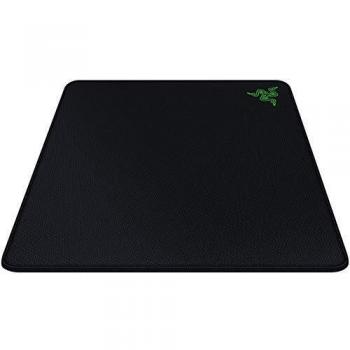 Razer Gigantus - Alfombrilla de ratón con Superficie Extra Grande, Adecuado para Juegos de Baja sensibilidad, Control y Velocidad