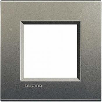 Placa embellecedora 2 módulos Livinglight BTicino color gris Avenue LNA4802AE