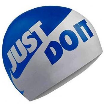 Gorro de natación de silicona Nike Swim Slogan blanco y azul