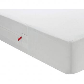 Funda Impermeable y Antichinches para Colchón de 135 cm