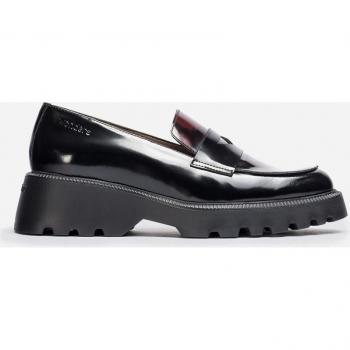 Mocasines Devina de mujer en charol bicolor con detalle de antifaz