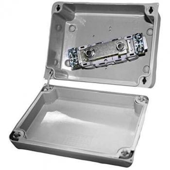Solera 816PR1P160TP - Caja y tapa transp.153x110x65.Tornillos 1/4 vuelta. Con seccionador de neutro incorporado.