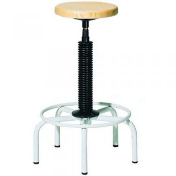 Taburete con base de 5 pies. Asiento fabricado en madera natural regulable en altura mediante husillo giratorio. Viene montado. RD-900/2. Rocada